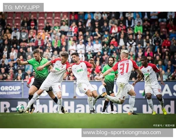 拜仁大巴遇交通拥堵官方宣布拜仁对门兴比赛延迟十五分钟开球